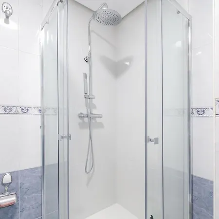 Balcon Con Encanto Con Parking By Lejlighed *