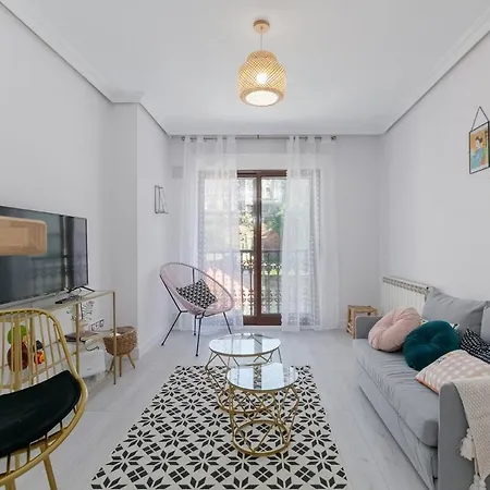 Balcon Con Encanto Con Parking By Apartment Vigo